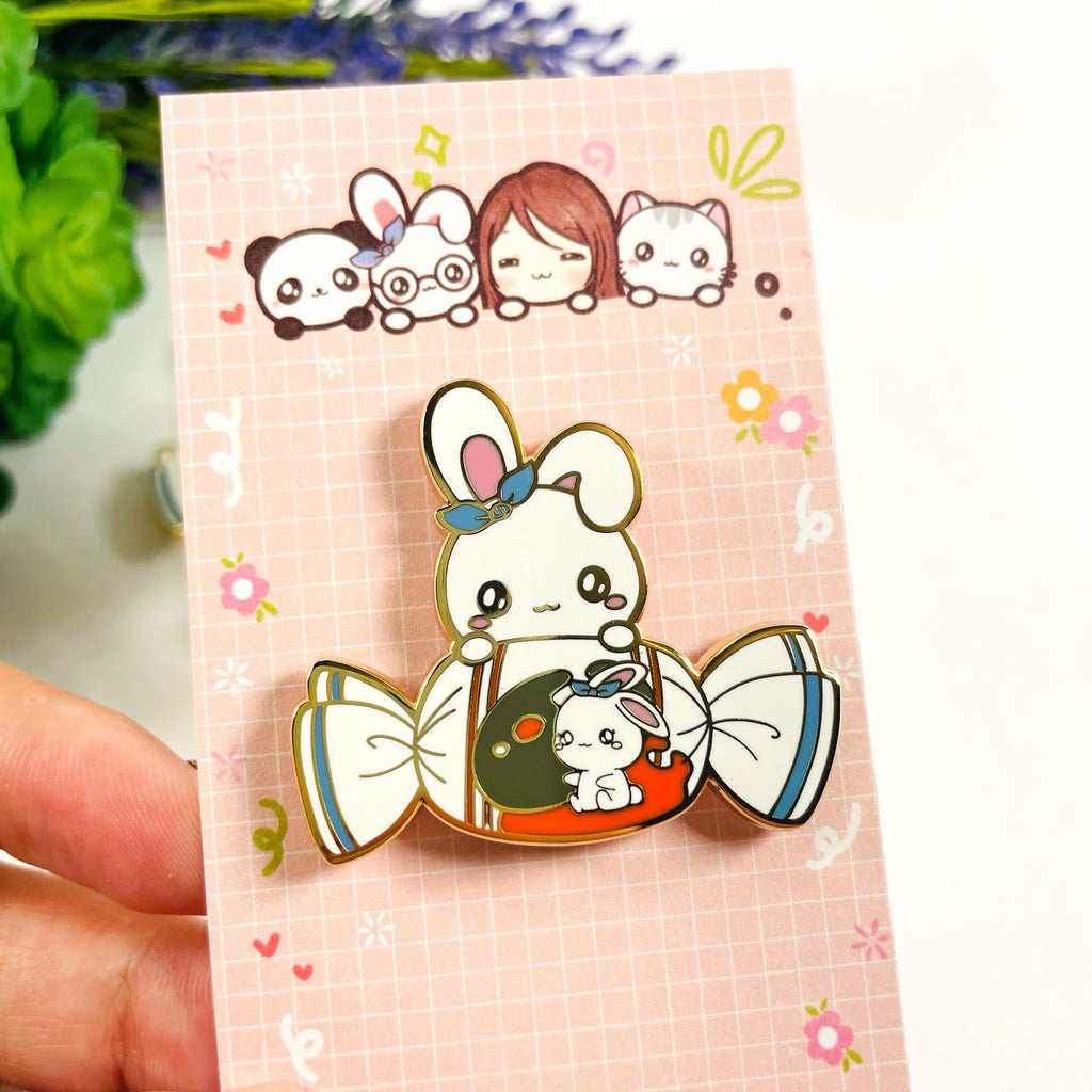 White Rabbit Creamy Candy Magnetic Enamel Pin